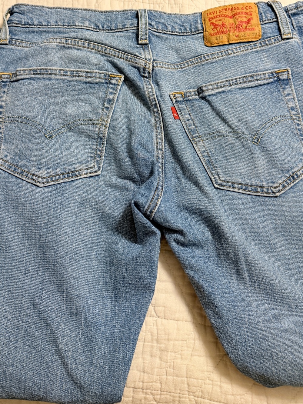 Levi’s - Picture 3 of 4